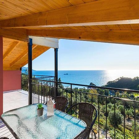 Luxury Loft Apartment With Pool - Pelekas Beach, Corfu Exterior photo
